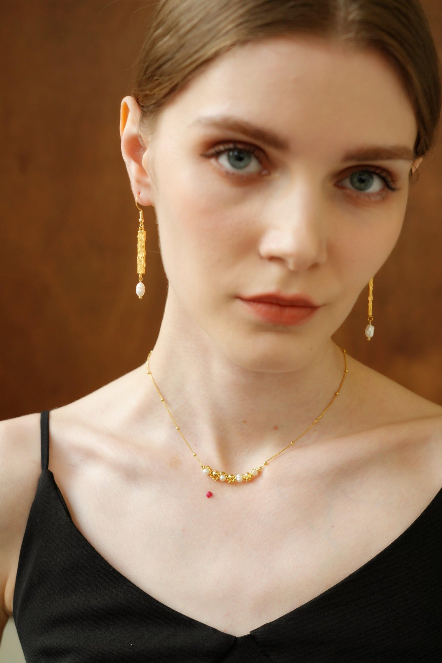 18k Textured Gold Pearl Drop Earrings - Artsory
