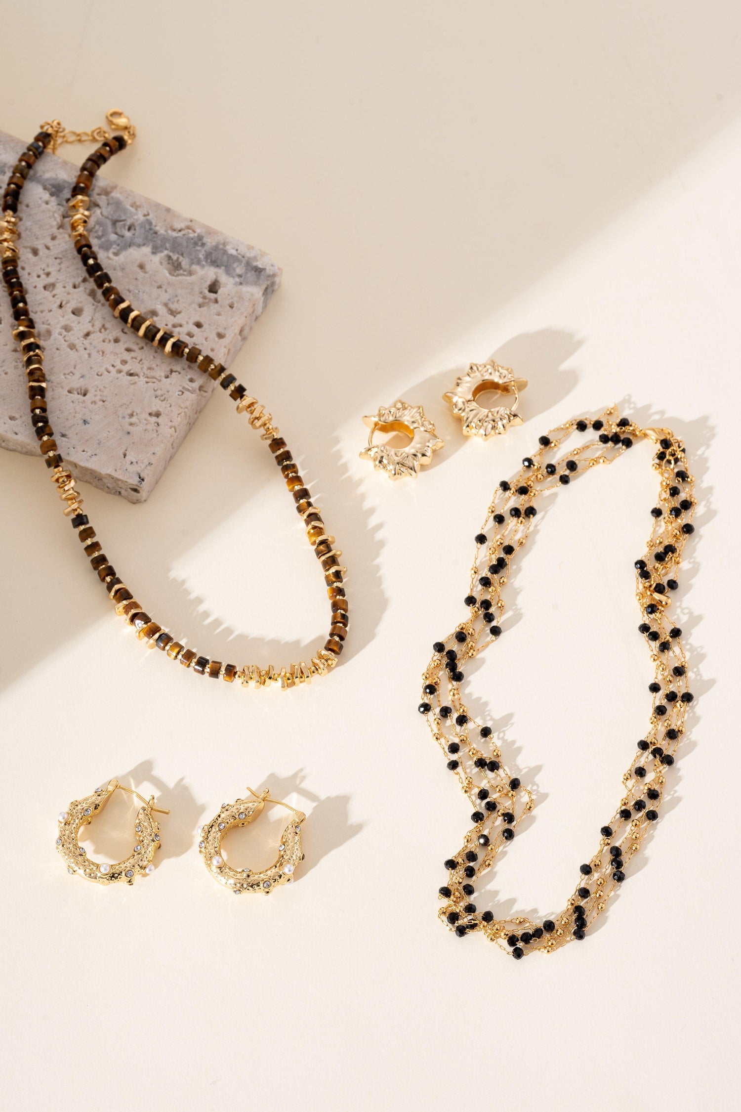 Vyrenia 18k Gold with Pearls Earrings - Artsory