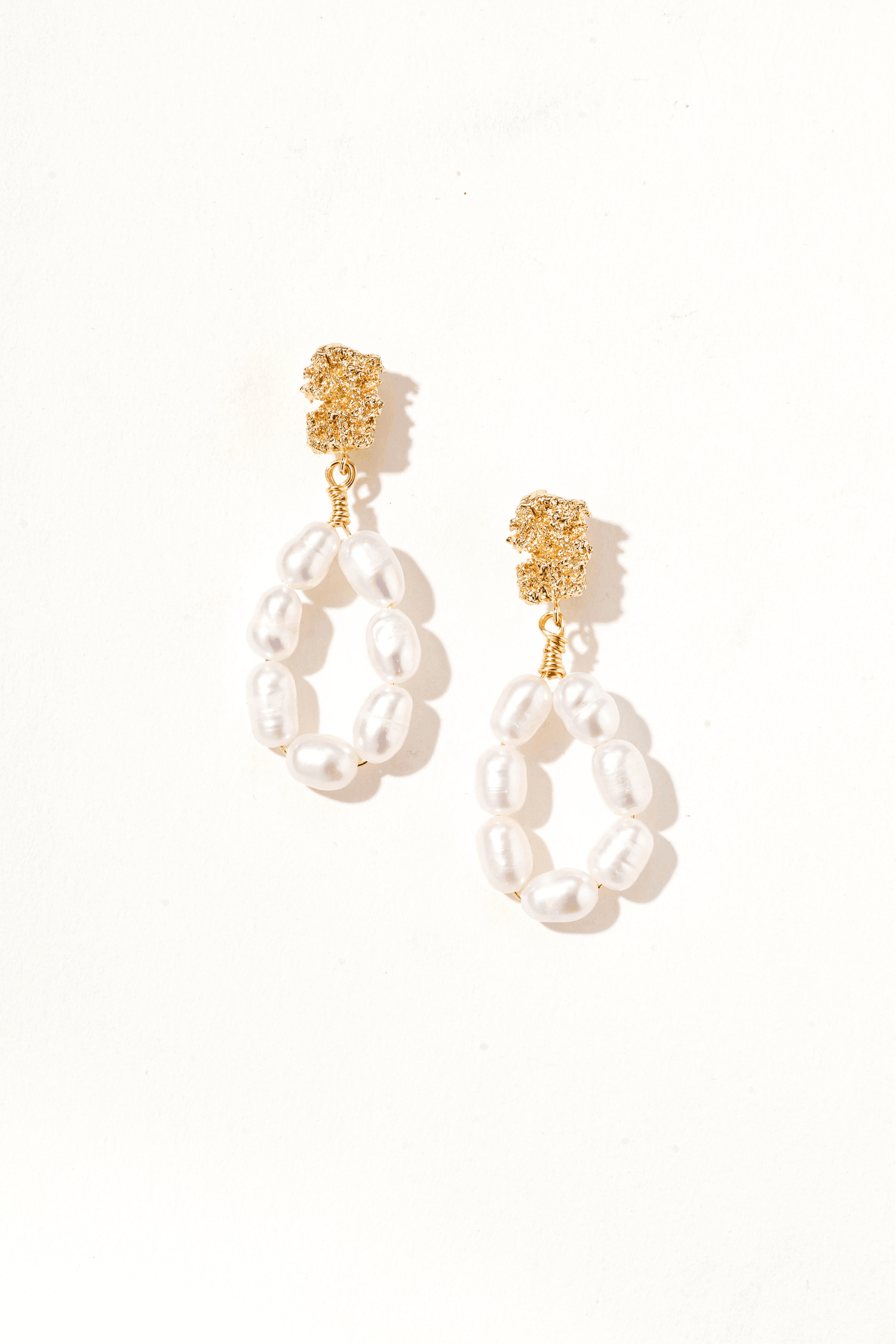 Elysia Pearl Hoop Earrings - Artsory