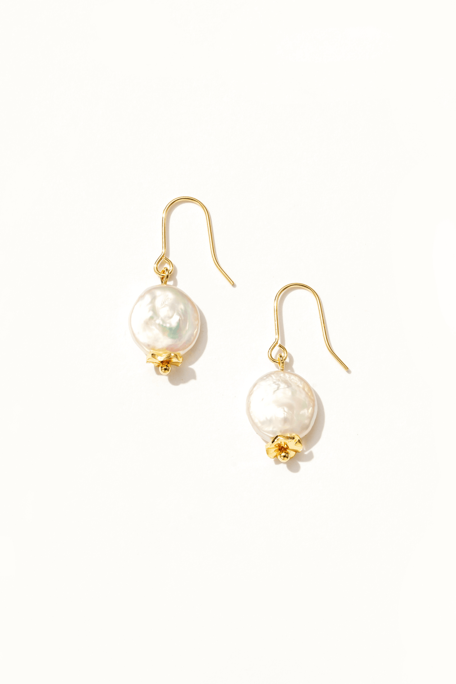 Isadora Keshi Pearl Earrings - Artsory