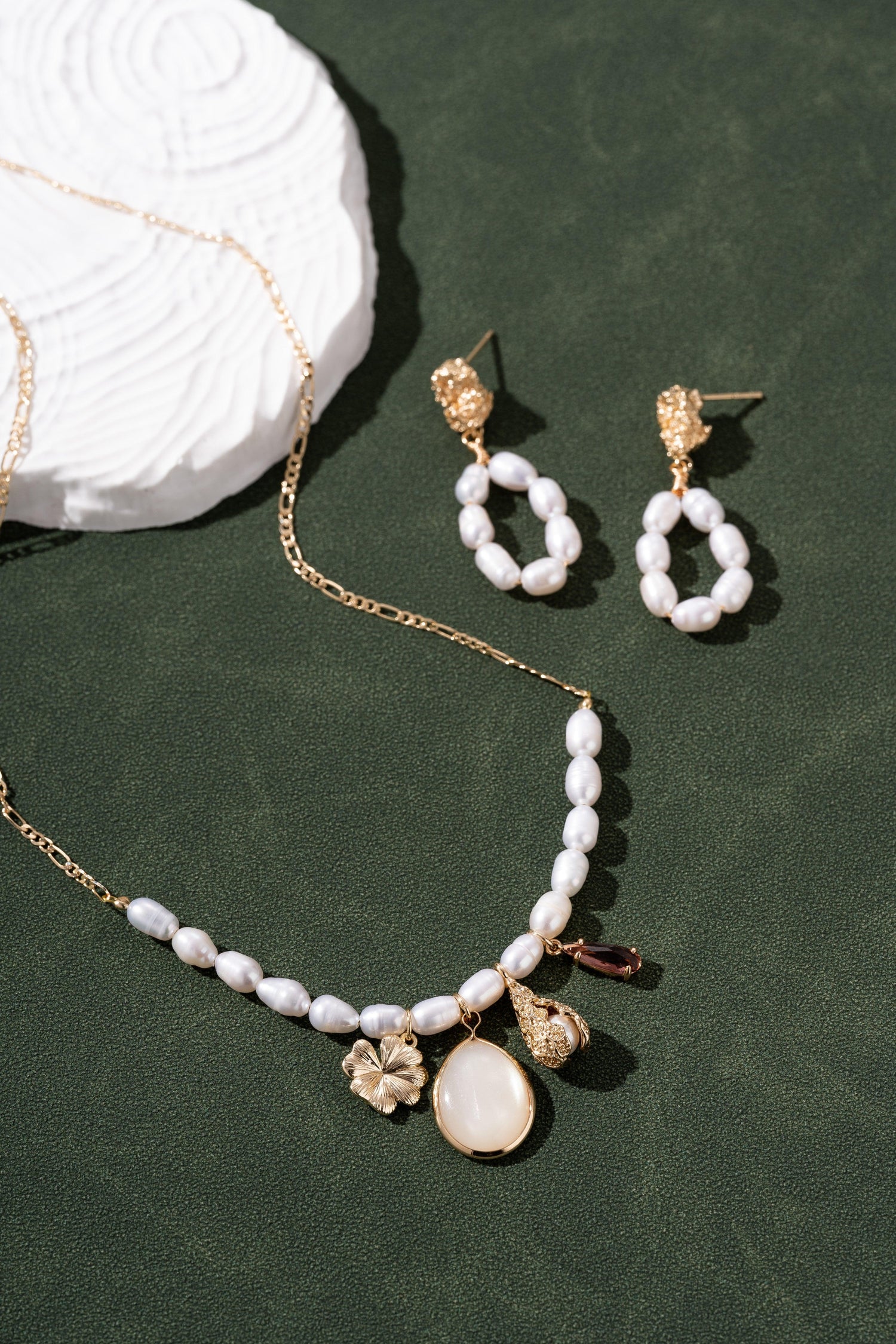 Elysia Pearl Hoop Earrings - Artsory
