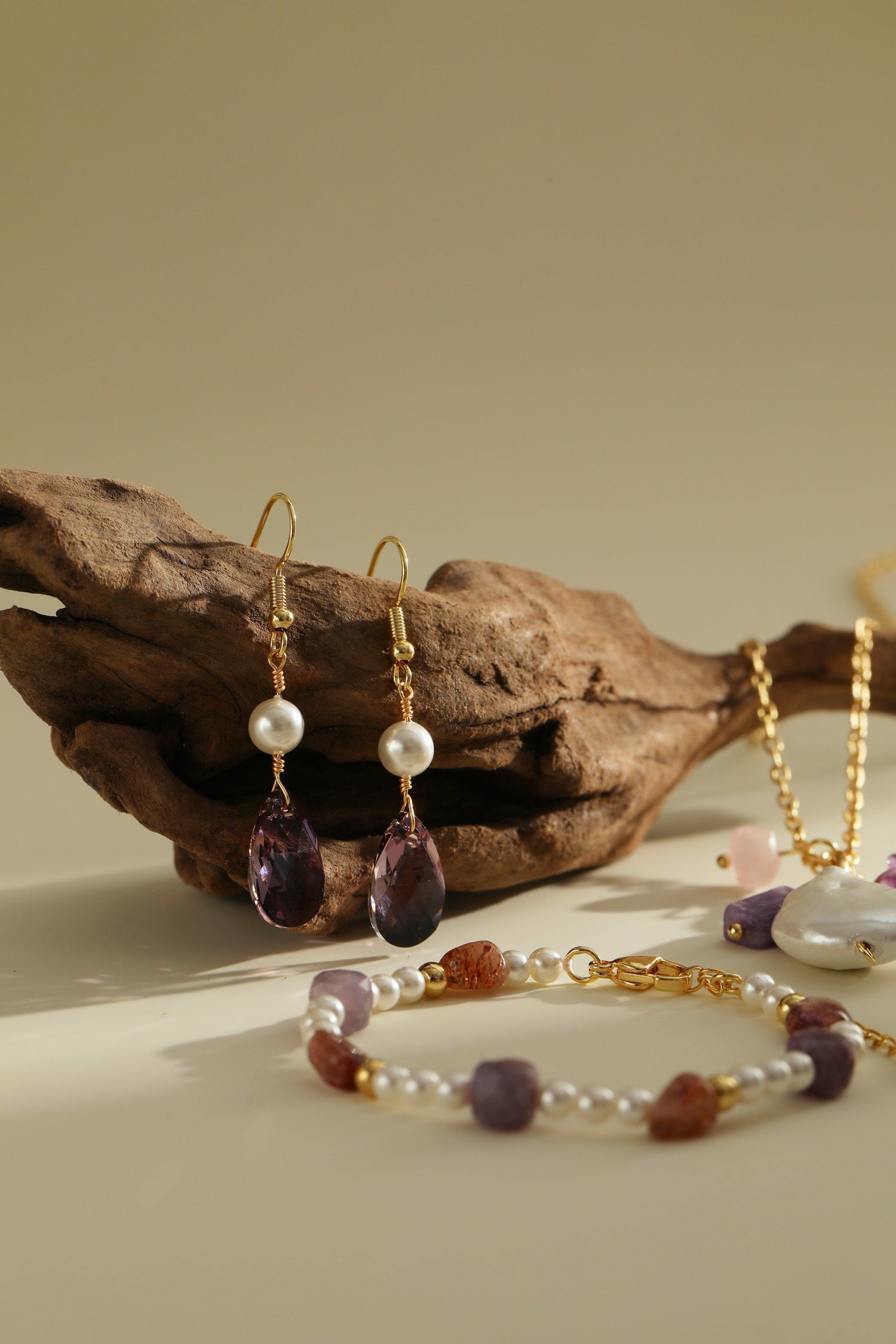 Fiora Crystal with Pearl Earrings - Artsory