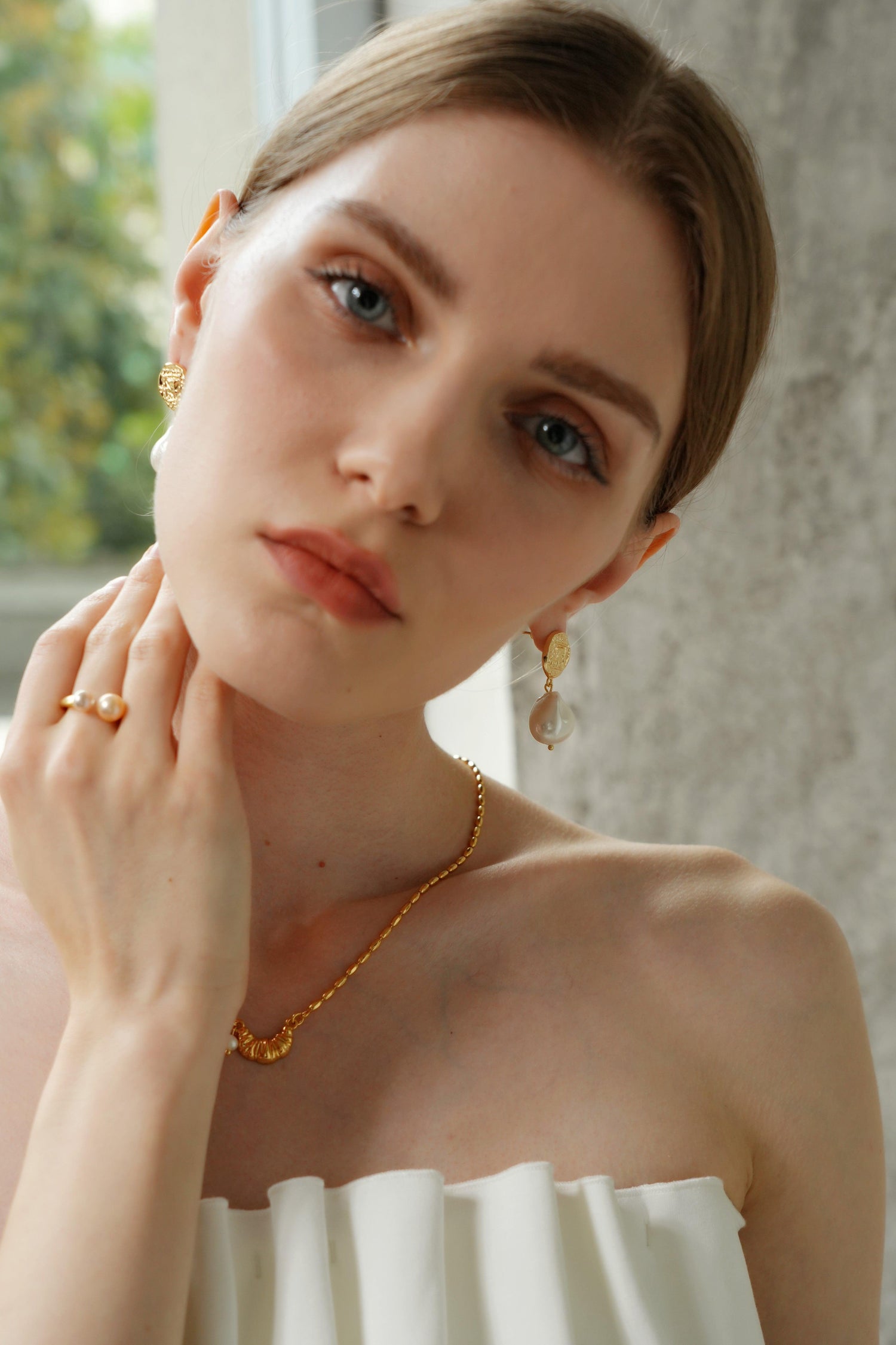 Pearl Radiance 14K Gold Earring - Artsory