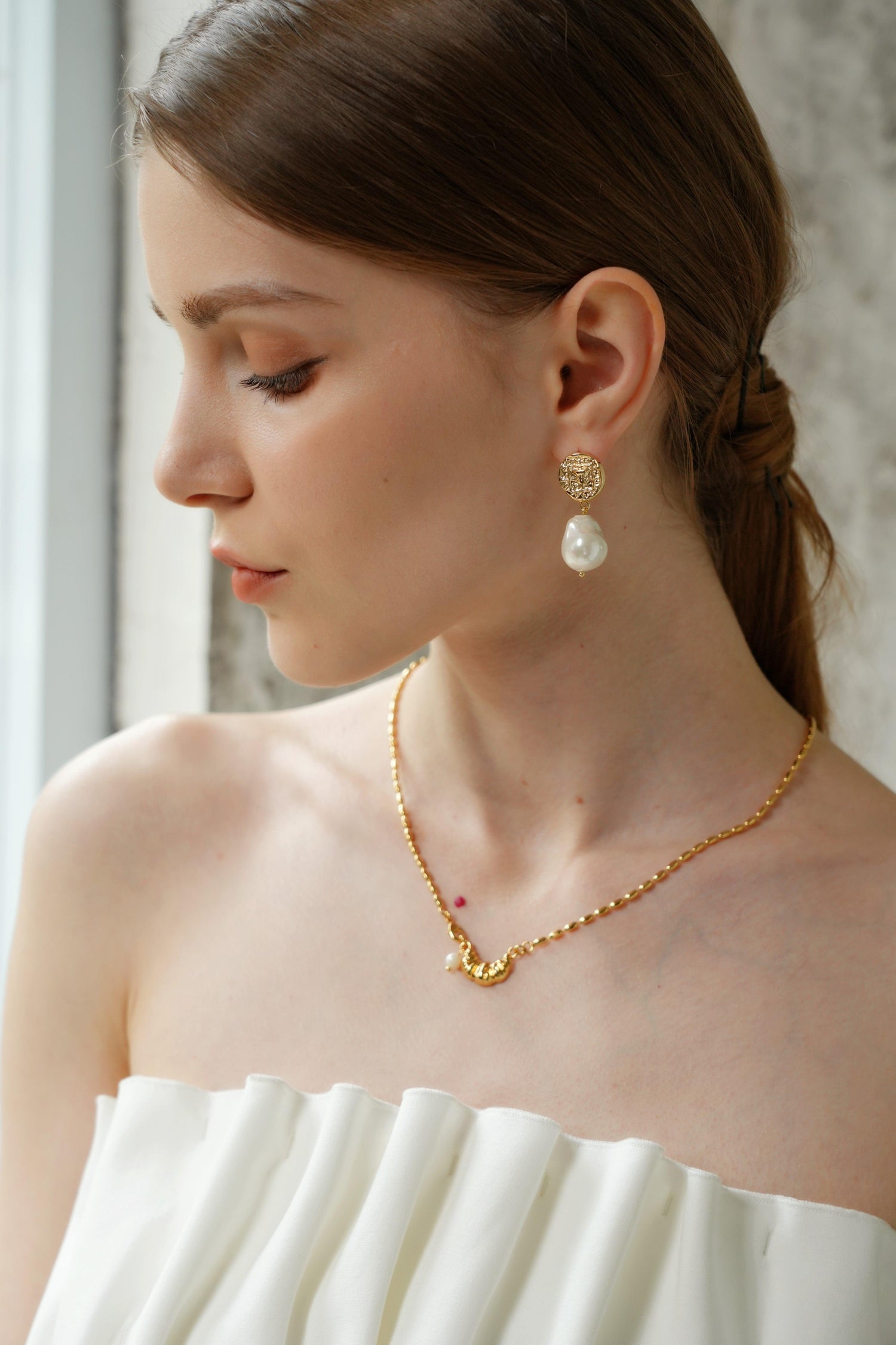 Pearl Radiance 14K Gold Earring - Artsory