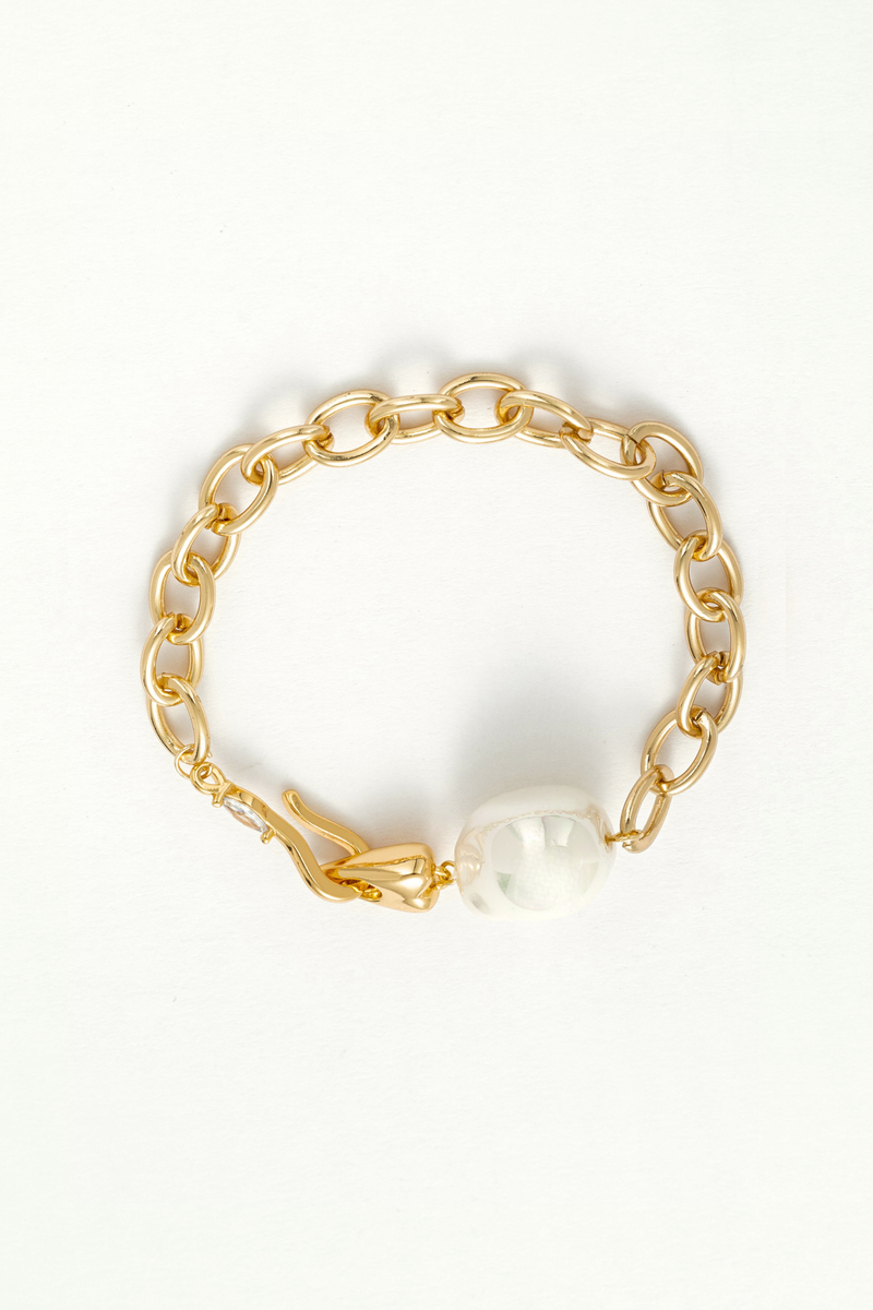 StatementBaroquePearlChainBrac