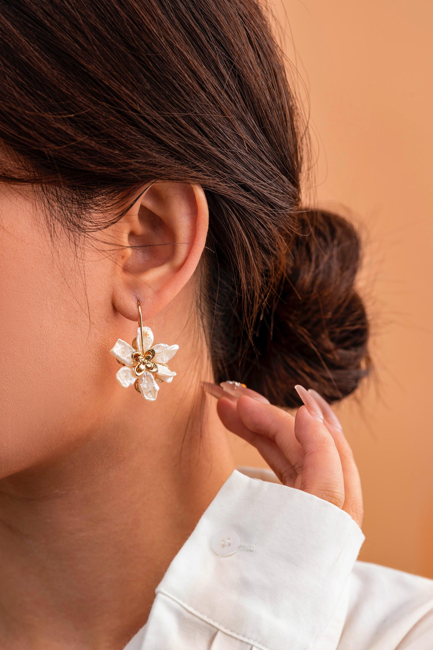 Thessalara Pearl 18k Gold Earrings - Artsory