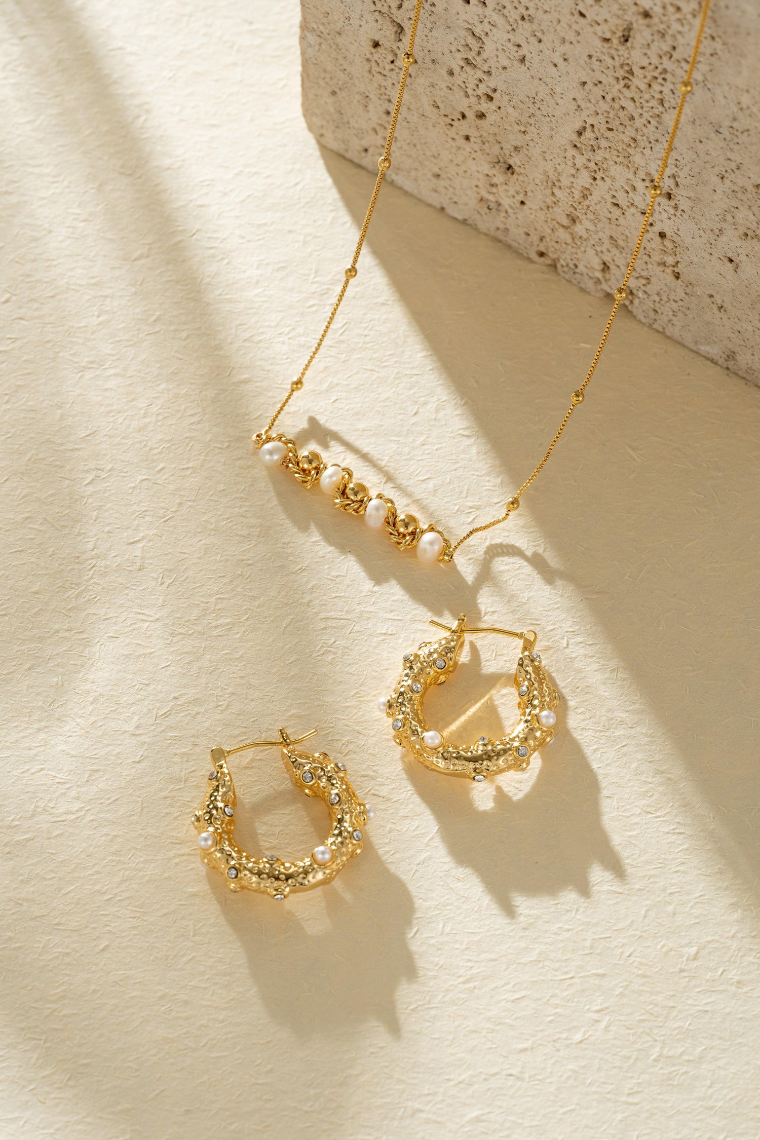 Vyrenia 18k Gold with Pearls Earrings - Artsory