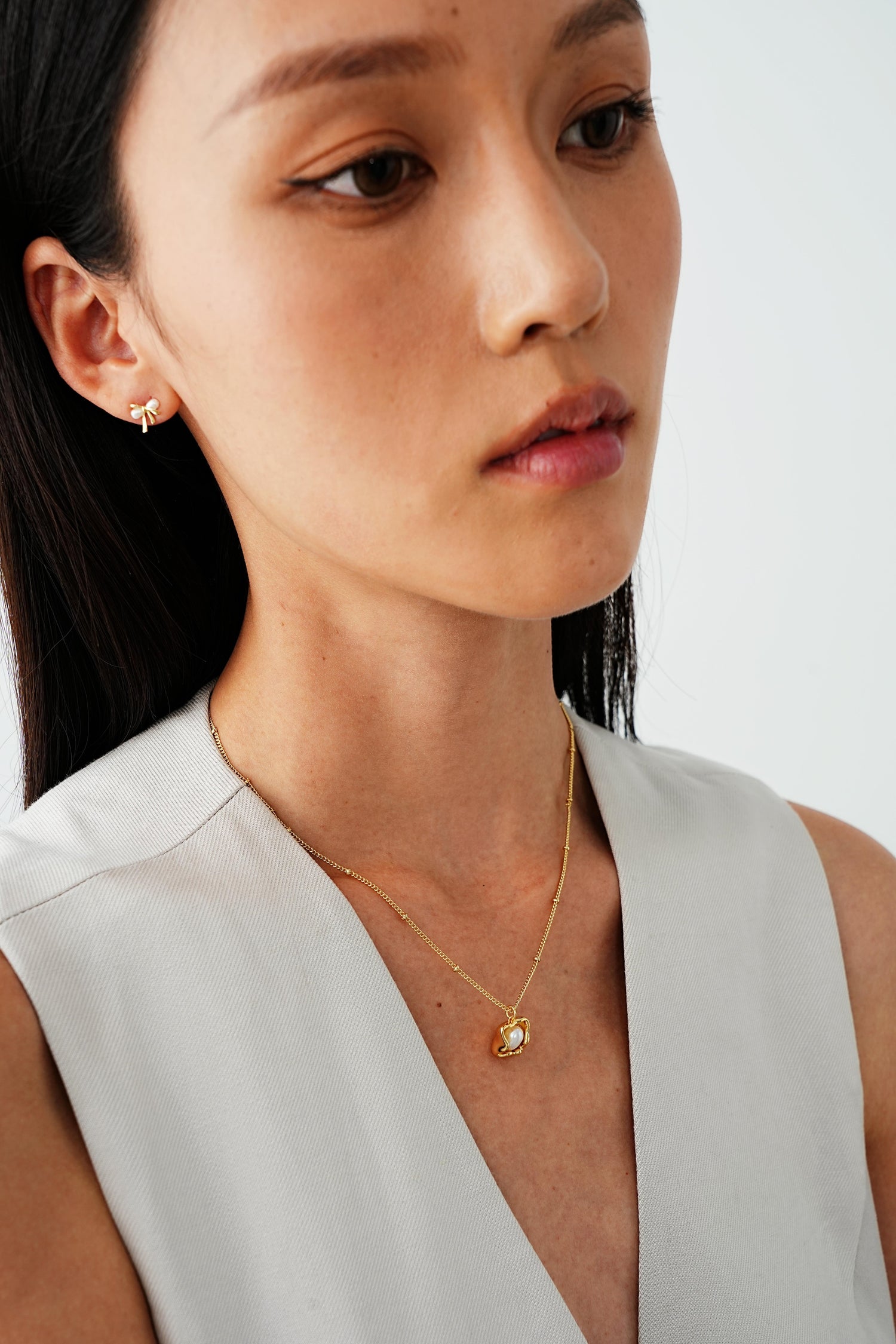 Luxe Encased Pearl Necklace