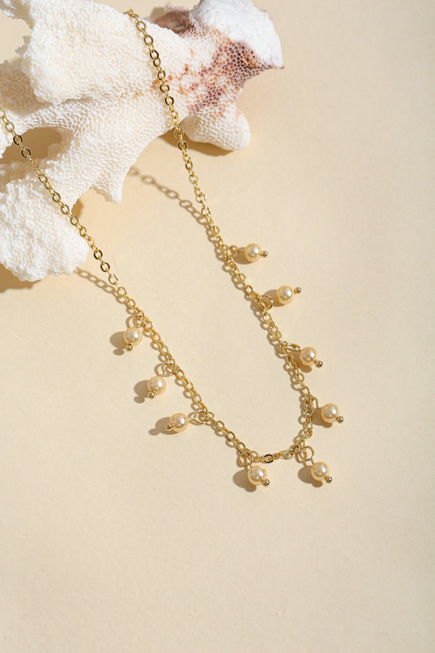 Sun-kissed Shell Pearls Necklace - Artsory