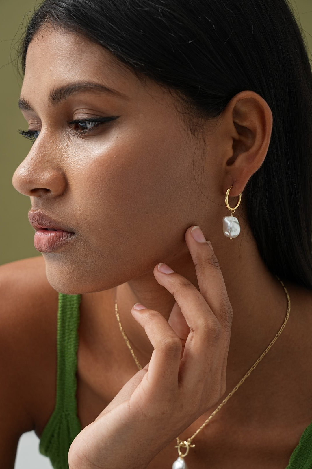 Timeless Pearl 14k Gold Drop Earrings