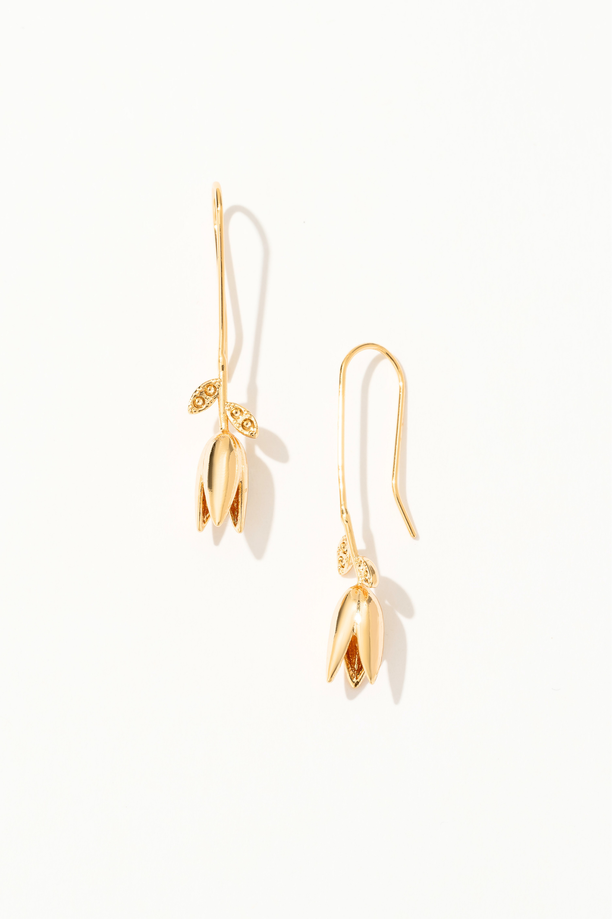 Draven Rose Earrings