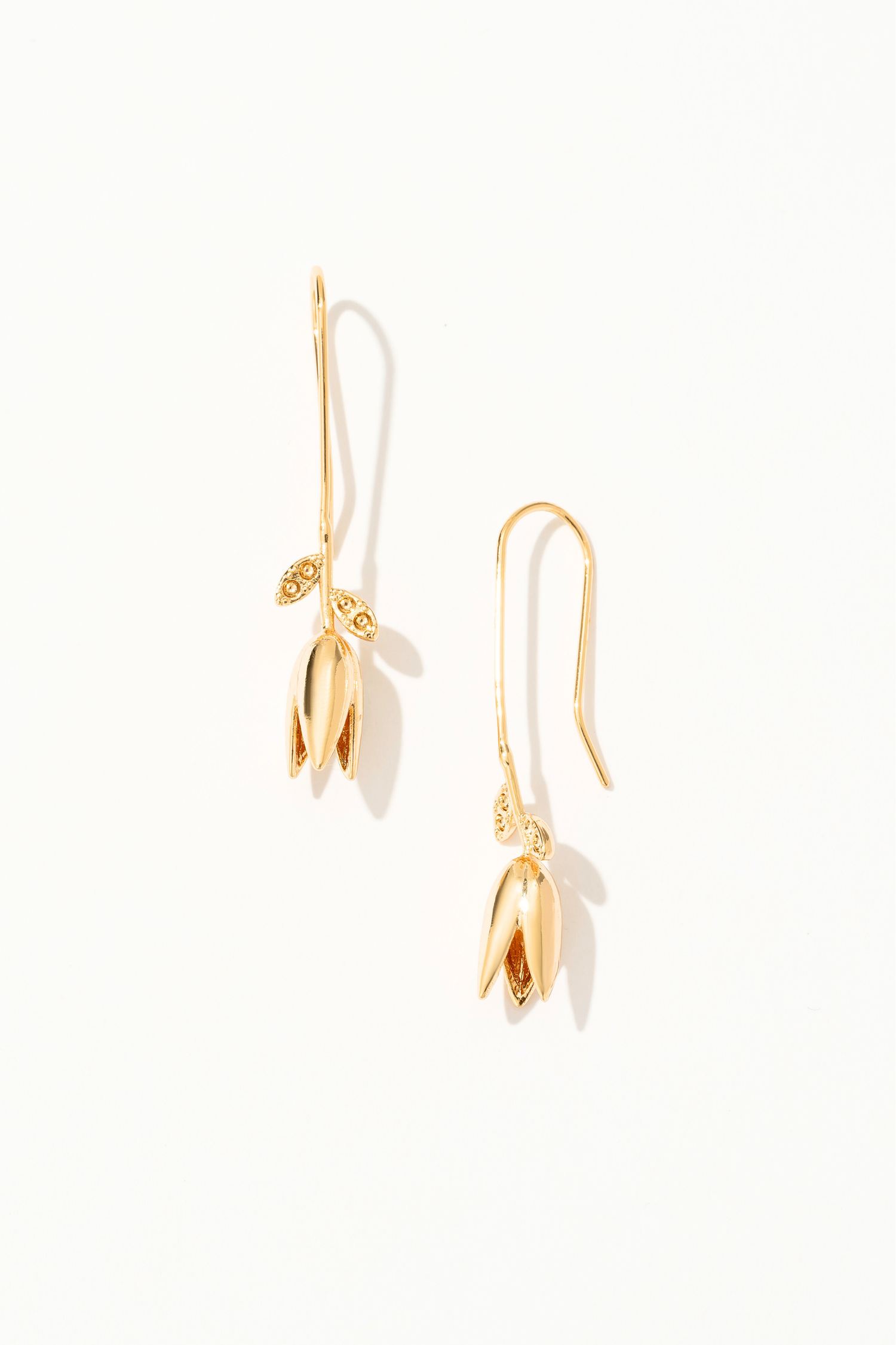 Draven Rose Earrings