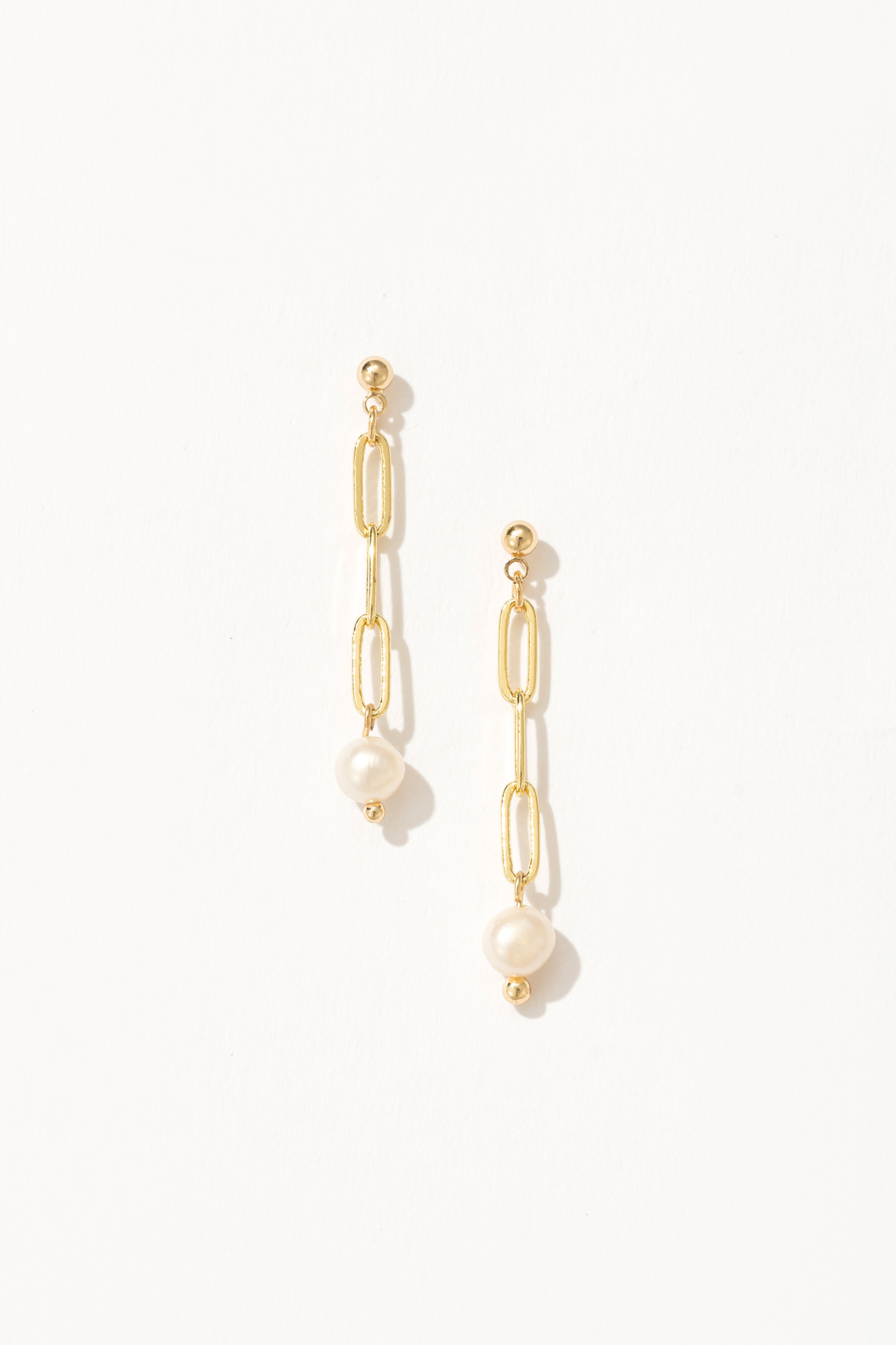 Luxe Chain Dangle Pearl Earrings