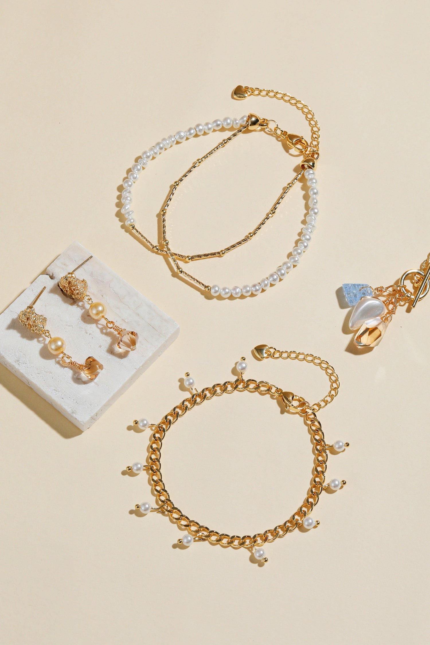 Dainty Pearl Charms Chain Bracelet - Artsory