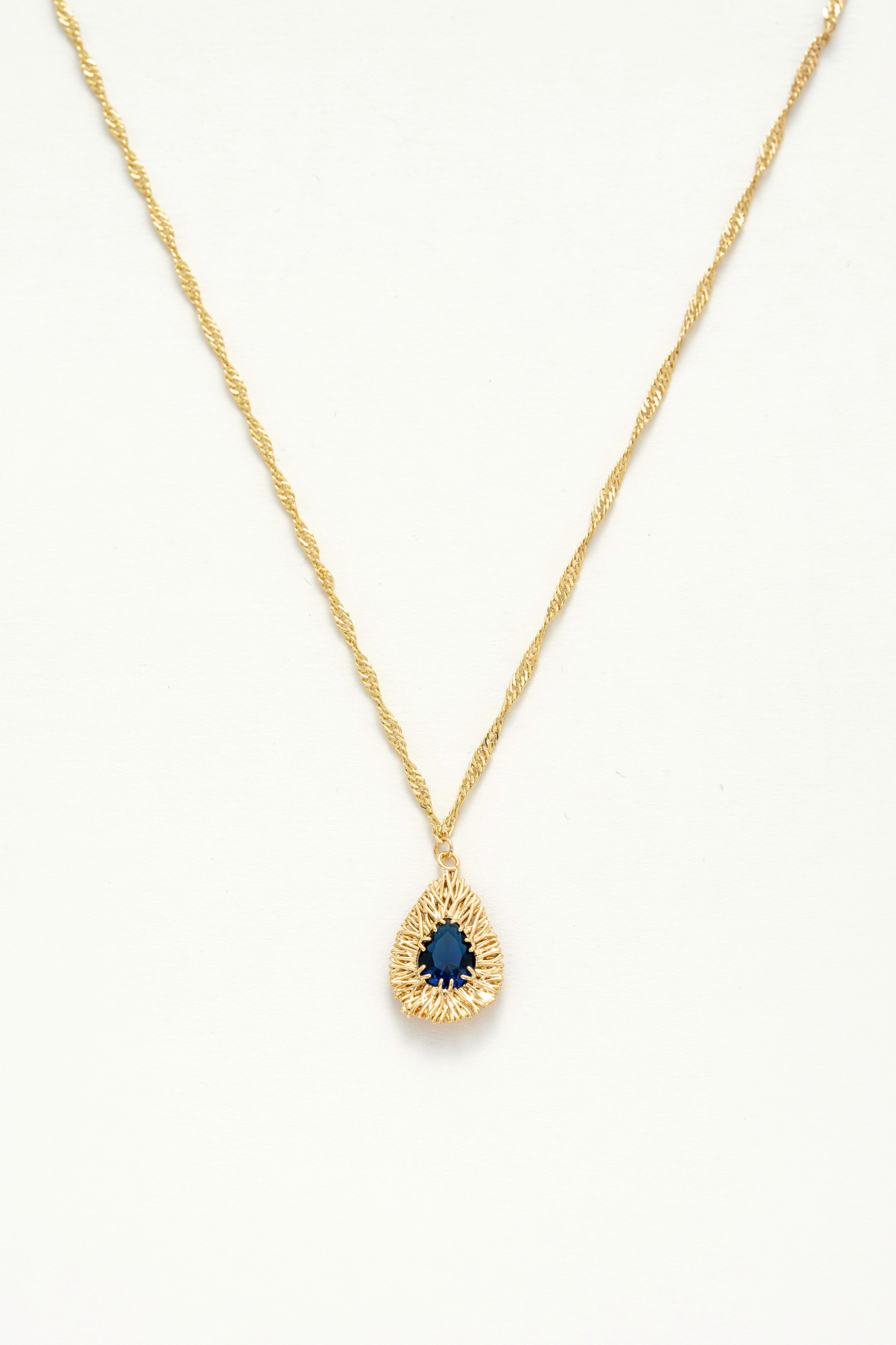 Rana Gemstone Pendant Necklace