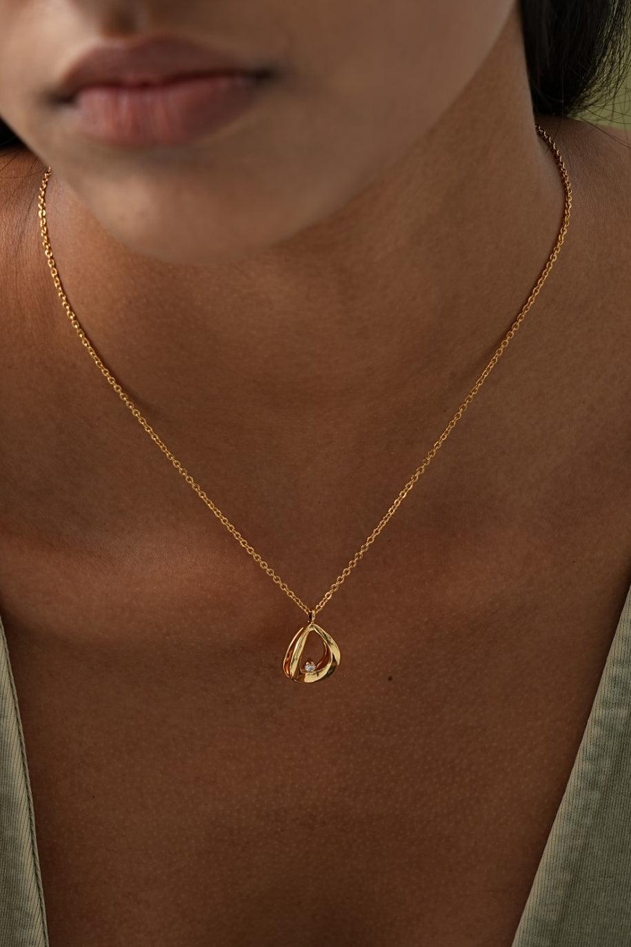 Tanith Layered Hollow Necklace