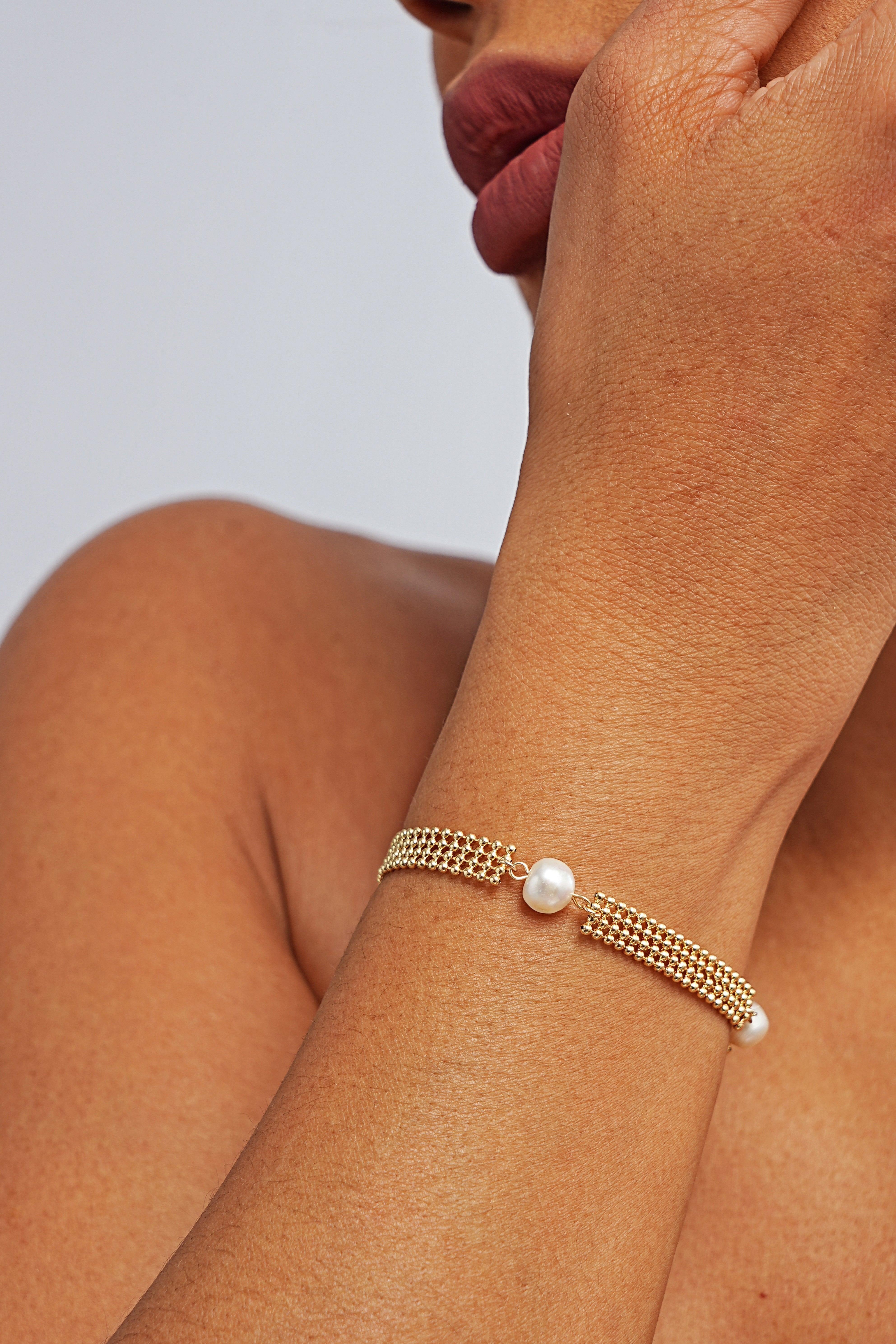 Woven Gold with Pearl Bracelet - Artsory