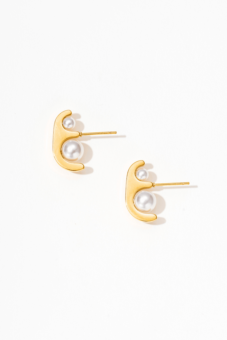 Zel 18k Gold Stud Earrings