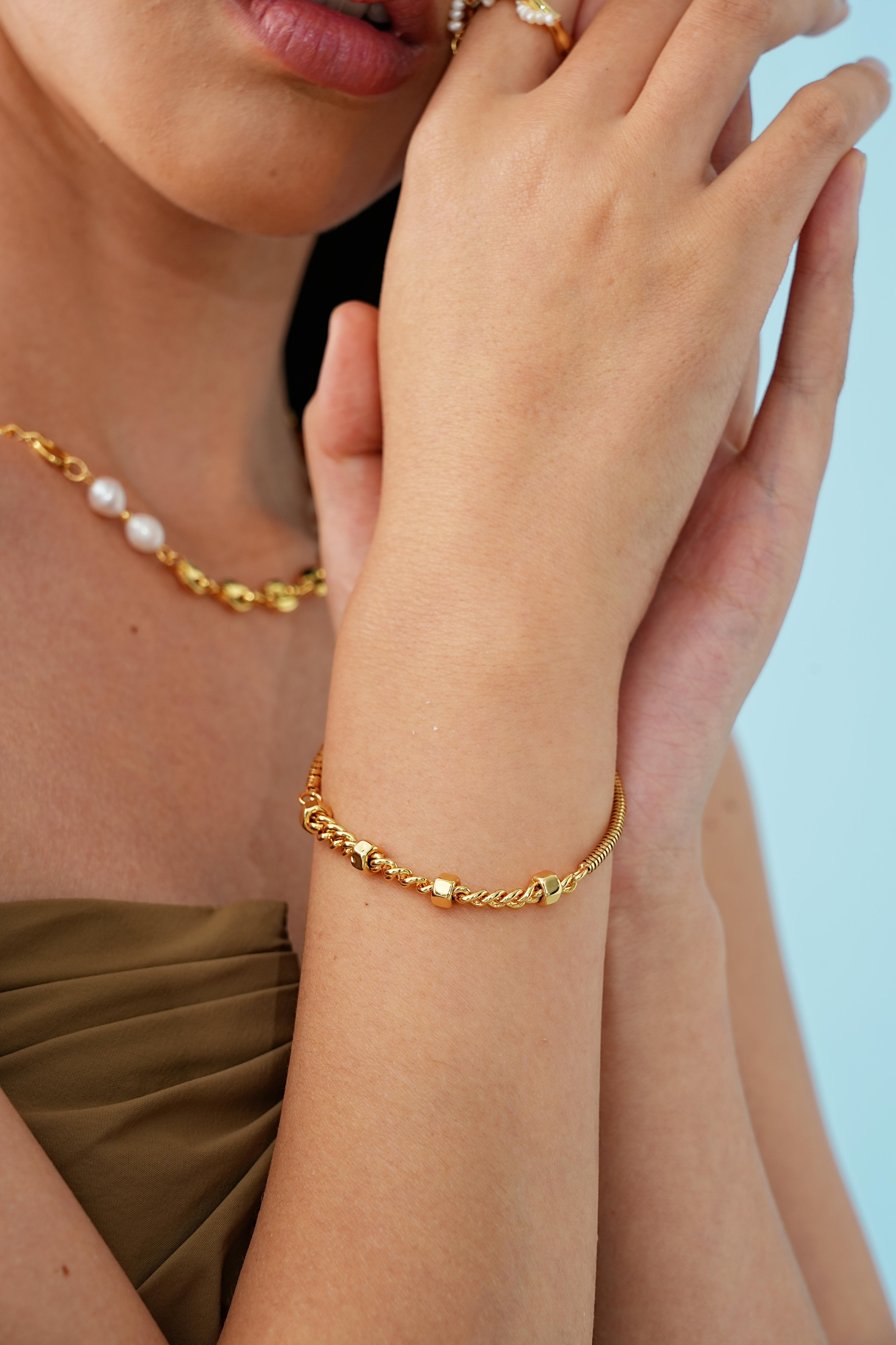 Maeve 18K Gold Bracelet