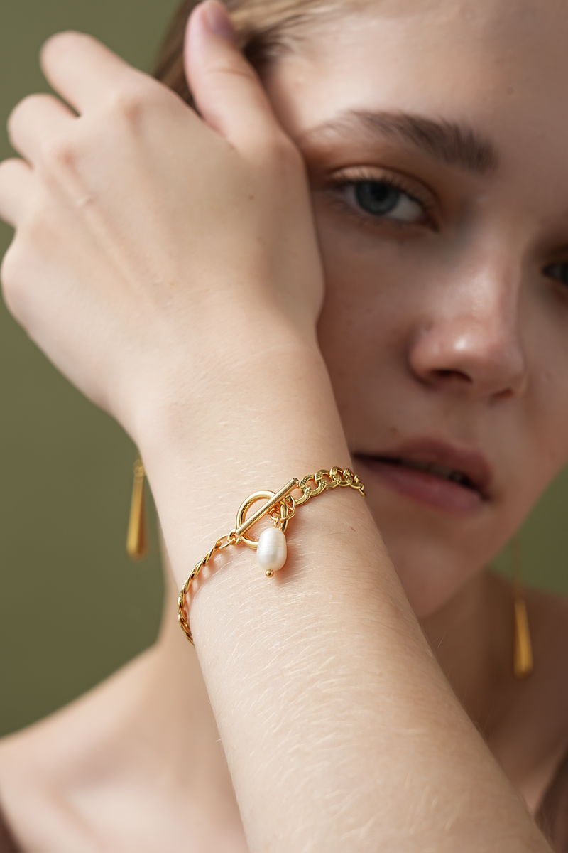 Chiara Pearl Chain Bracelet Artsory