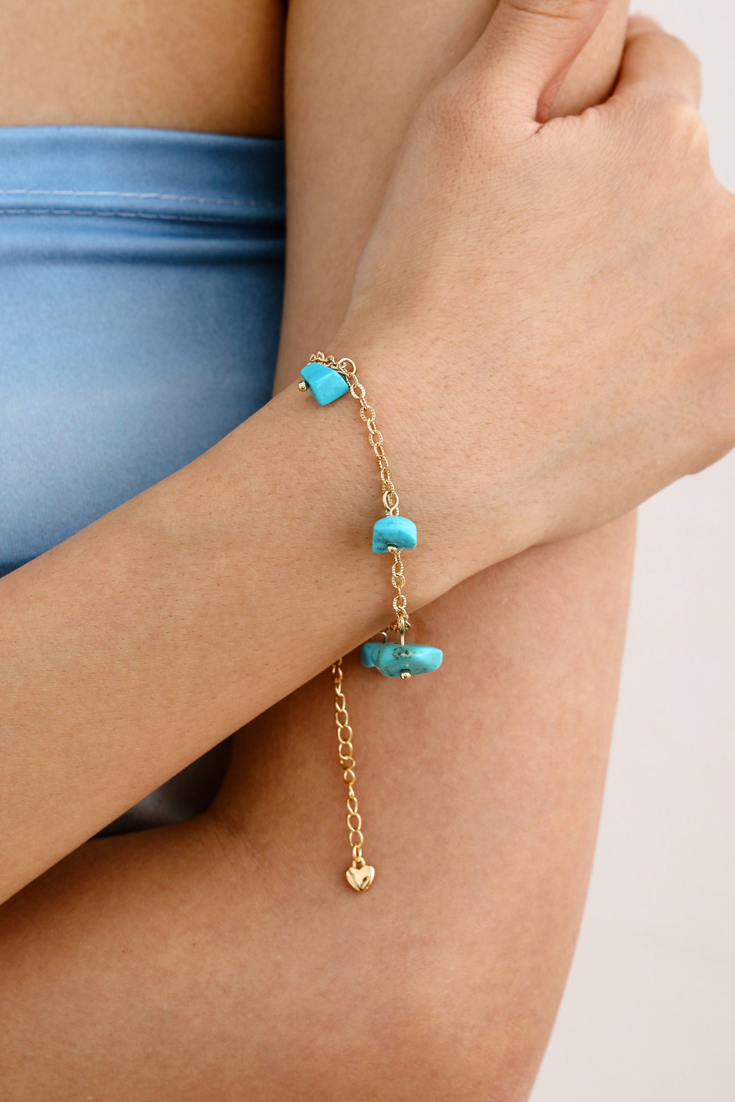 Aqua Elegance Turquoise Stone Bracelet - Artsory